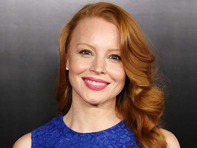 イライザ・ドゥーリトル（Eliza Doolittle）役：ローレン・アンブローズ Lauren Ambrose
