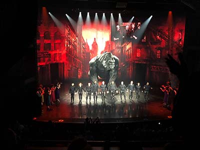 Ten puppeteers control King Kong’s movements live on stage