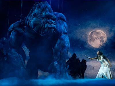 Christiani Pitts as Ann with King Kong