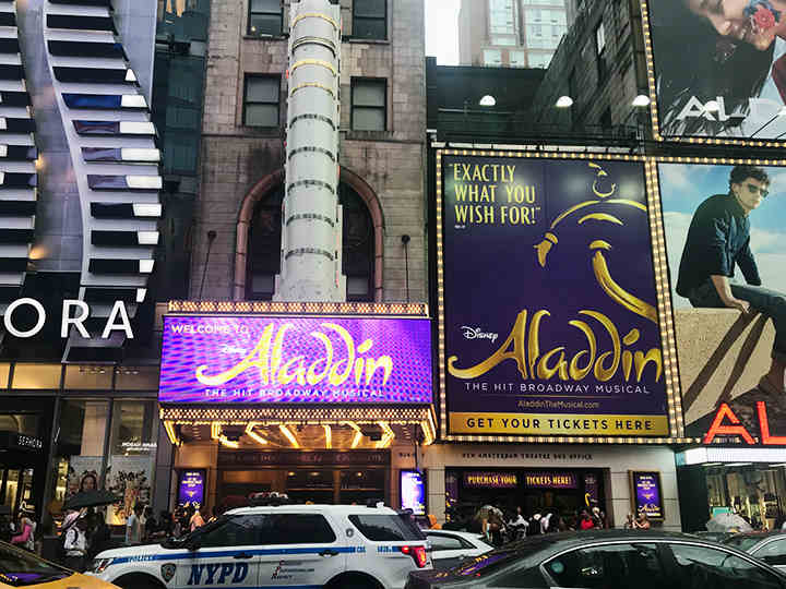 Main entrance of the New Amsterdam Theatre