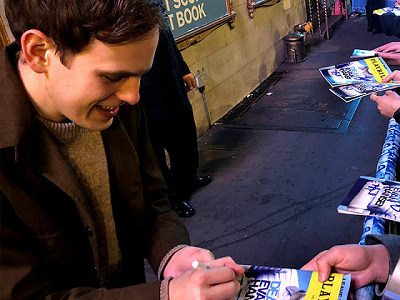 Taylor Trensch as Evan
