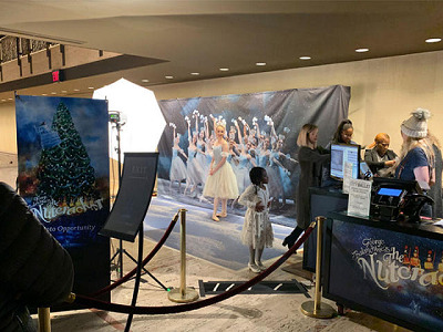 Photo with real ballerinas in the lobby