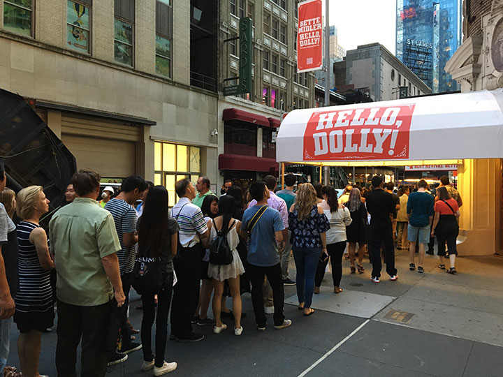 Long line before showtime