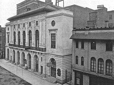 The Globe Theatre operated from 1910 to 1931