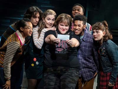 Highlights of the Broadway musical Kimberly Akimbo