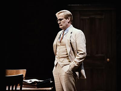 Behind the scenes of the Broadway play To Kill a Mockingbird